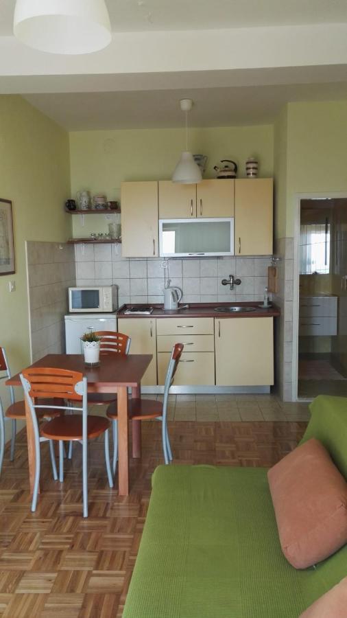 Apartment Dalma Podgora Exterior photo